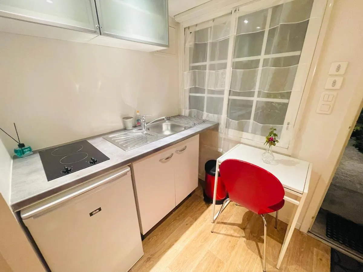 La Petite Maison Dans La Croix Rousse Lyon Holiday home