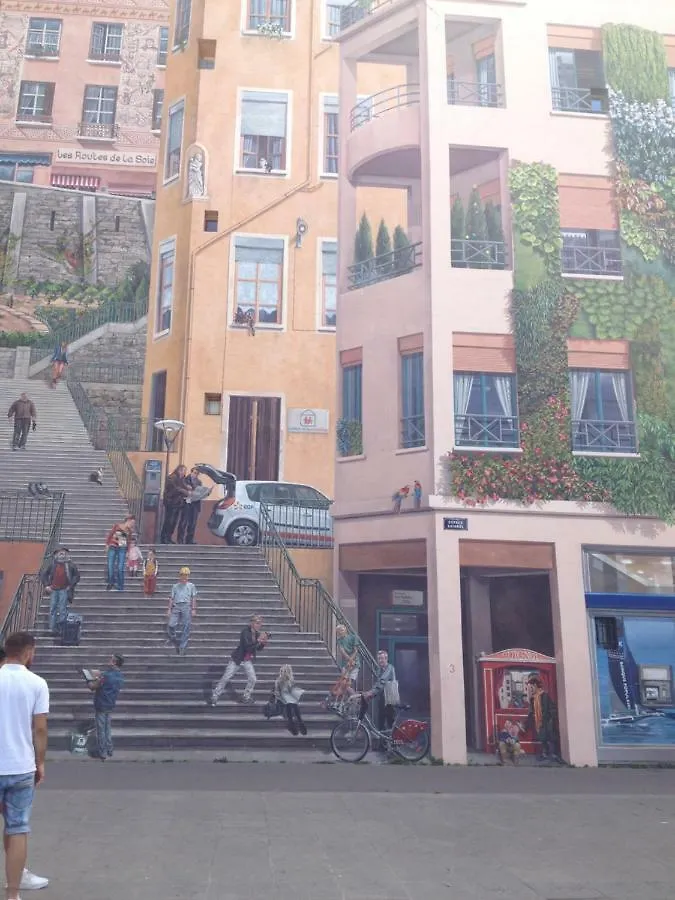 La Petite Maison Dans La Croix Rousse Lyon France